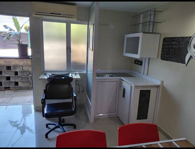 BUSINESS PROPERTY TO RENT IN MORNINGSIDE